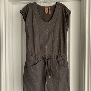 INDYGENA ‘Kiran’ stretch dress Size M